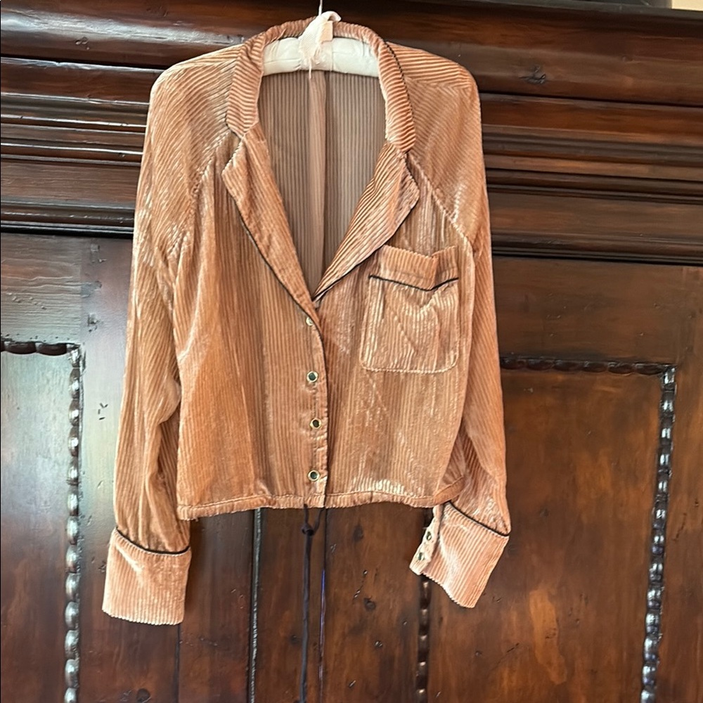 Velvet Button-Up blouse in Tan